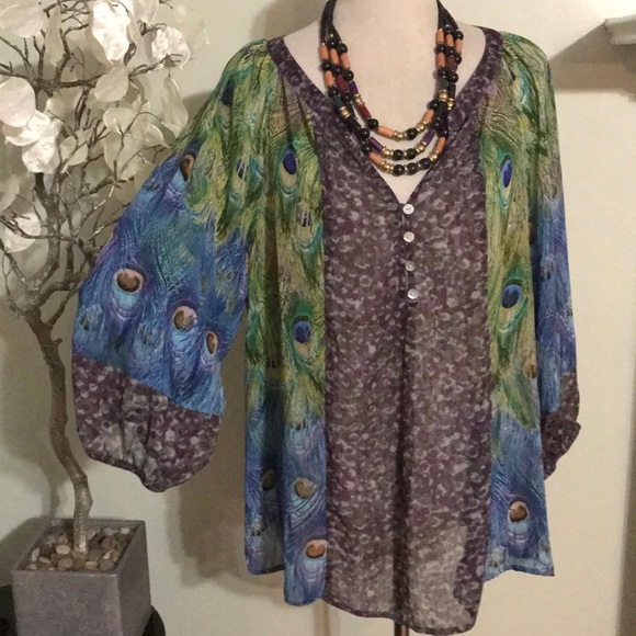 new directions Tops - NEW DIRECTIONS BLOUSE